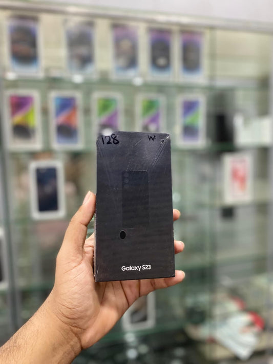 Samsung Galaxy S23 – 8GB/128GB – Phantom Black | Non-PTA | 4 Months SIM Time | Box Packed Price: ₹115,000